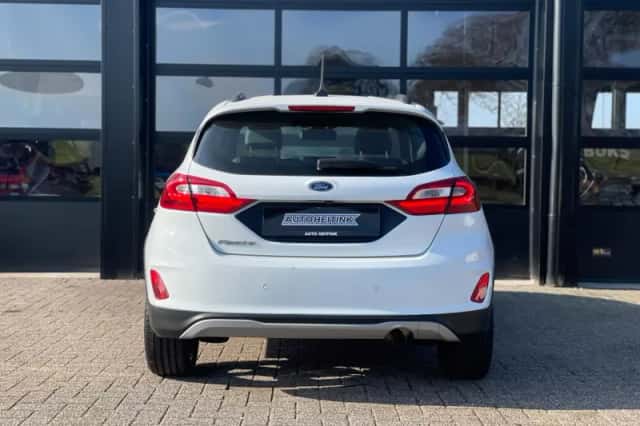 Ford Fiesta (2020) thumbnail 4