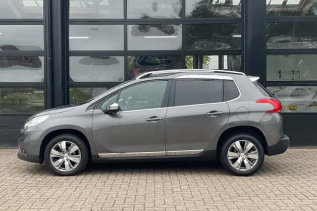 Peugeot 2008 (2014) thumbnail 3