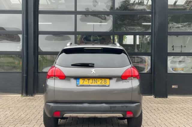 Peugeot 2008 (2014) thumbnail 4