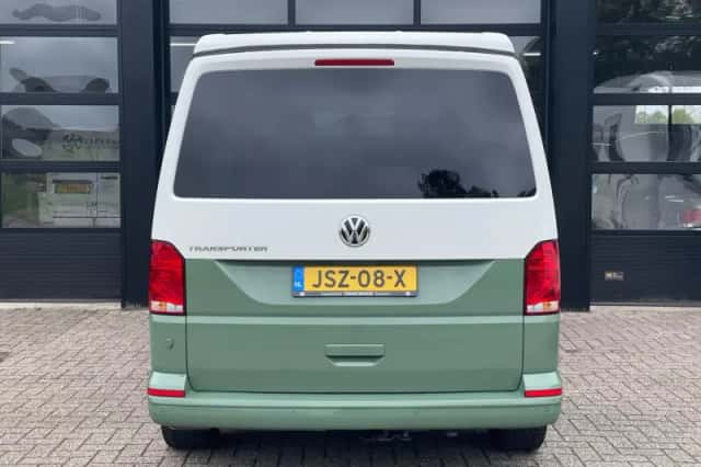 Volkswagen Transporter (2020) thumbnail 4