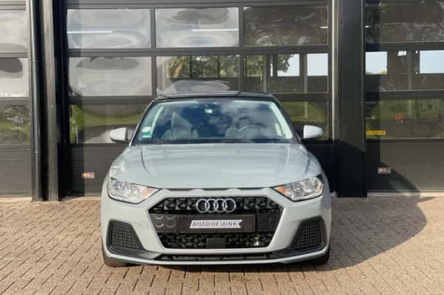 Audi A1 (2022) thumbnail 2