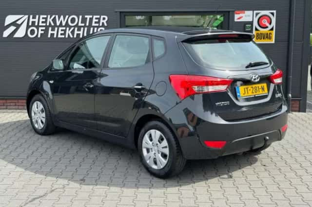 Hyundai ix20 (2011) thumbnail 2
