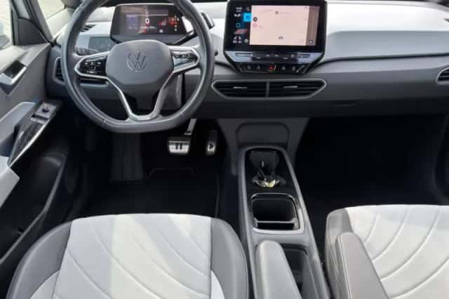 Volkswagen ID.3 (2023) thumbnail 2