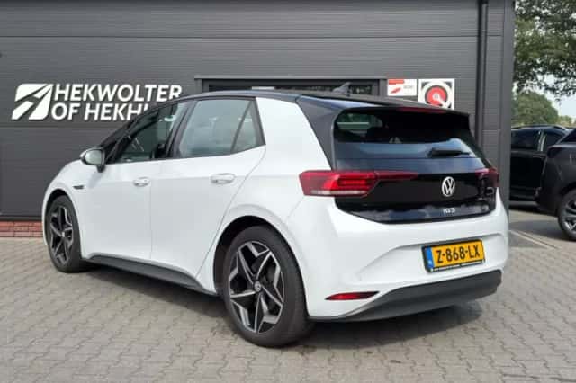 Volkswagen ID.3 (2023) thumbnail 4