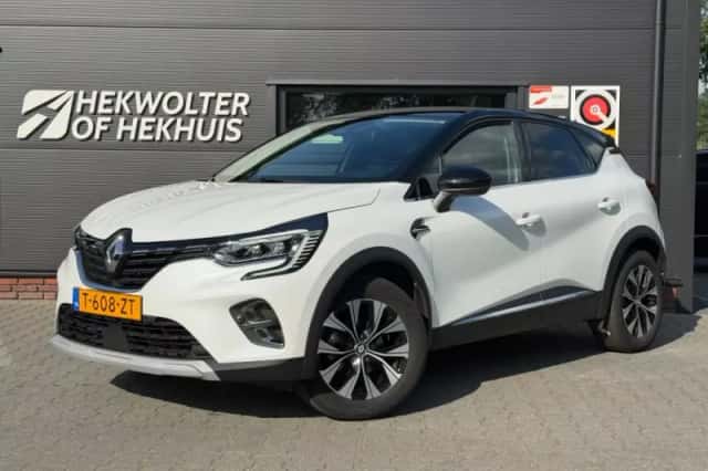 Renault Captur (2023) thumbnail 1