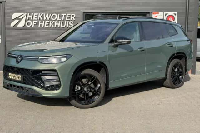 Volkswagen Tayron (2025) thumbnail 1