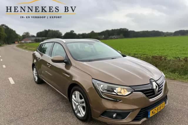 Renault Mégane (2017) thumbnail 5