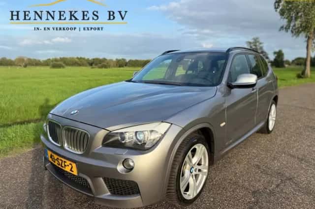 BMW X1 (2011) thumbnail 1