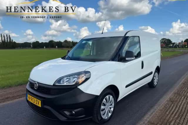 Fiat Doblò Cargo (2019) thumbnail 1