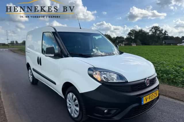 Fiat Doblò Cargo (2019) thumbnail 5