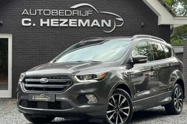 Ford Kuga (2017) thumbnail 1