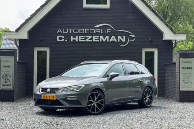 SEAT Leon (2018) thumbnail 1