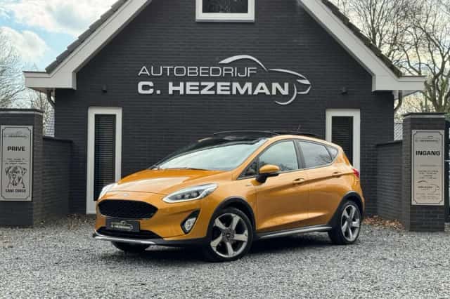 Ford Fiesta (2019) thumbnail 2