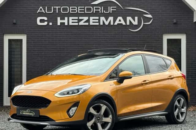Ford Fiesta (2019) thumbnail 3