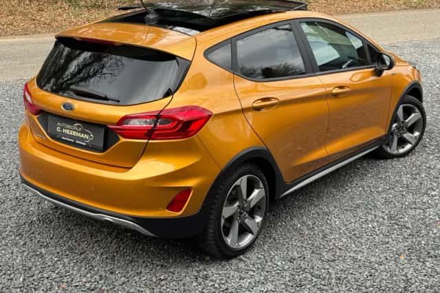 Ford Fiesta (2019) thumbnail 5