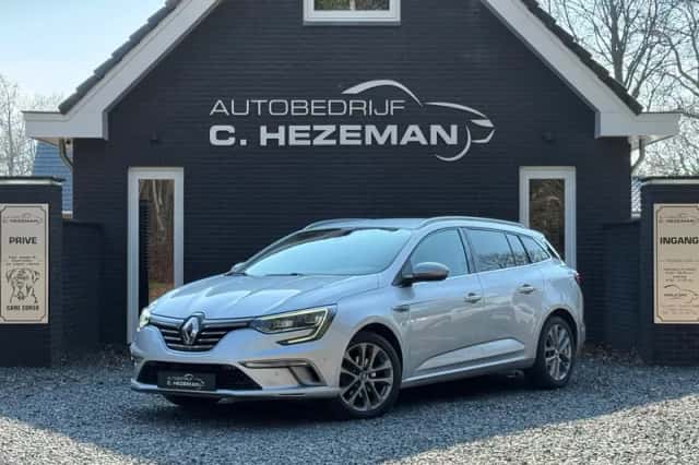Renault Mégane (2016) thumbnail 2