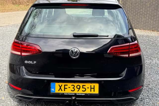 Volkswagen Golf (2019) thumbnail 6