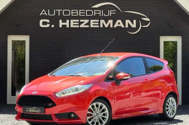 Ford Fiesta (2017) thumbnail 3