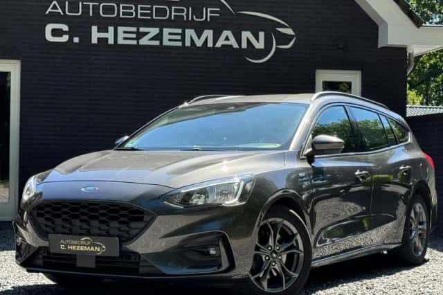 Ford Focus (2019) thumbnail 1