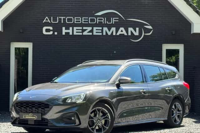 Ford Focus (2019) thumbnail 3