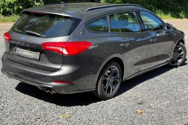 Ford Focus (2019) thumbnail 5