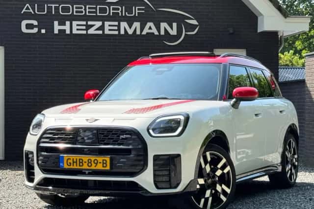 MINI Countryman (2024) thumbnail 1
