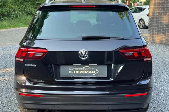 Volkswagen Tiguan (2018) thumbnail 6