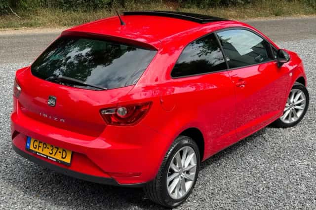SEAT Ibiza (2013) thumbnail 5