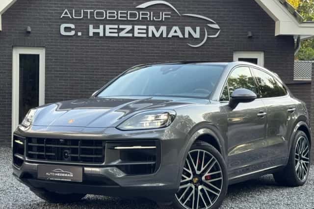 Porsche Cayenne Coupé (2024) thumbnail 1