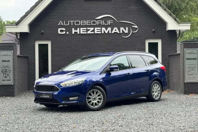Ford Focus (2016) thumbnail 2