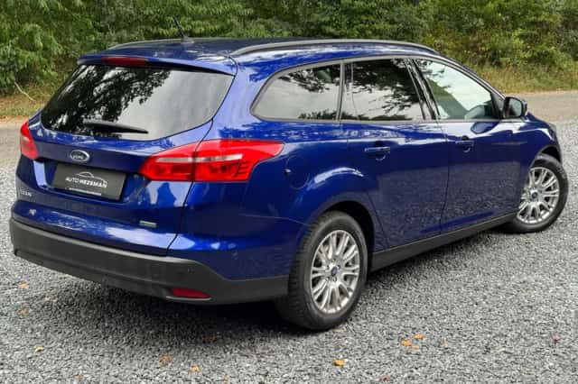 Ford Focus (2016) thumbnail 5