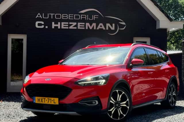 Ford Focus (2019) thumbnail 1