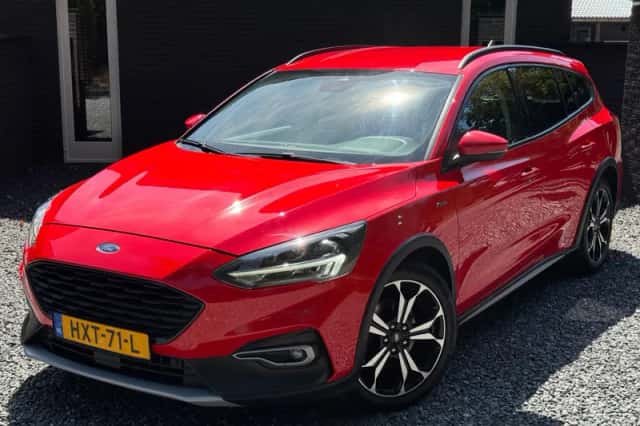 Ford Focus (2019) thumbnail 4
