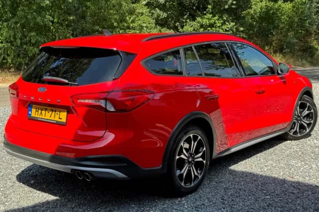 Ford Focus (2019) thumbnail 5