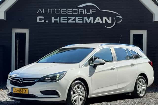 Opel Astra (2019) thumbnail 3