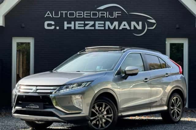 Mitsubishi Eclipse Cross (2019) thumbnail 3