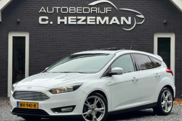 Ford Focus (2017) thumbnail 3
