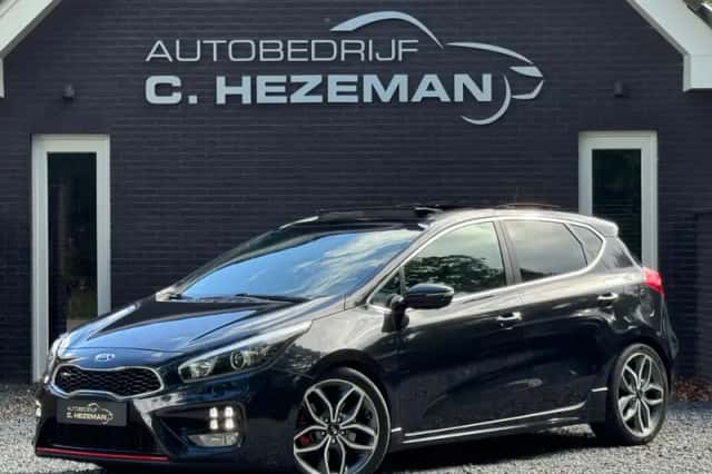 Kia Ceed (2015) thumbnail 3