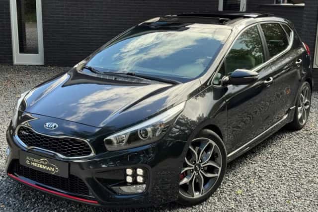 Kia Ceed (2015) thumbnail 4