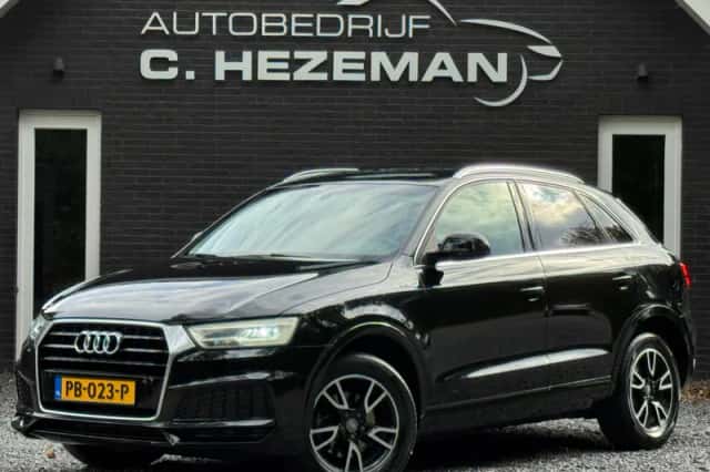 Audi Q3 (2016) thumbnail 3