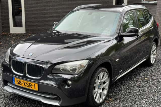 BMW X1 (2012) thumbnail 4