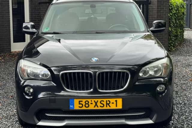 BMW X1 (2012) thumbnail 5