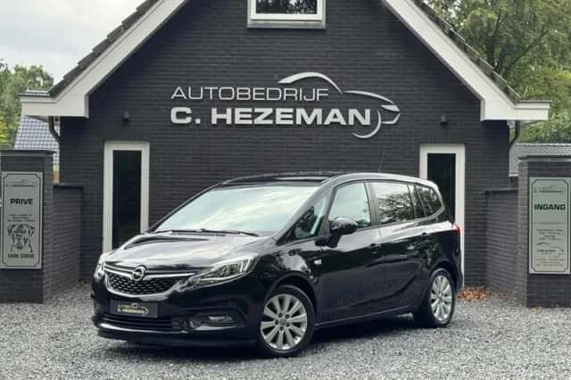 Opel Zafira (2018) thumbnail 2