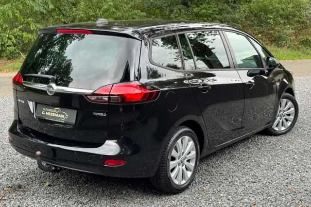 Opel Zafira (2018) thumbnail 4
