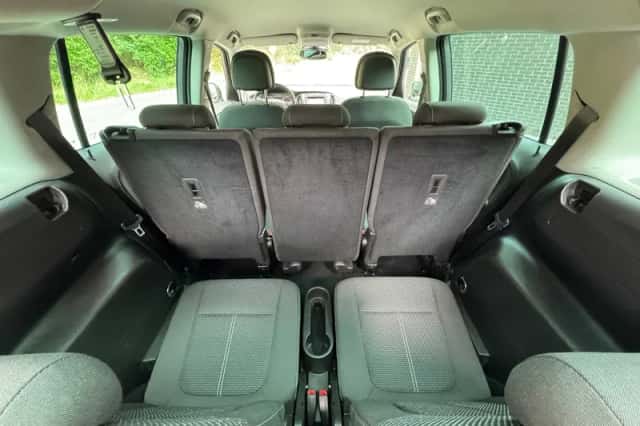 Opel Zafira (2018) thumbnail 6