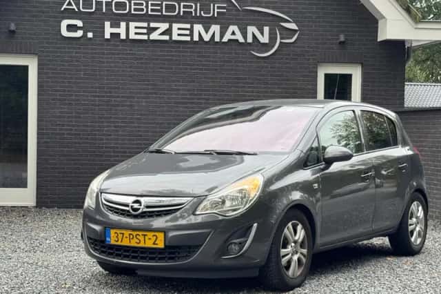 Opel Corsa (2011) thumbnail 1