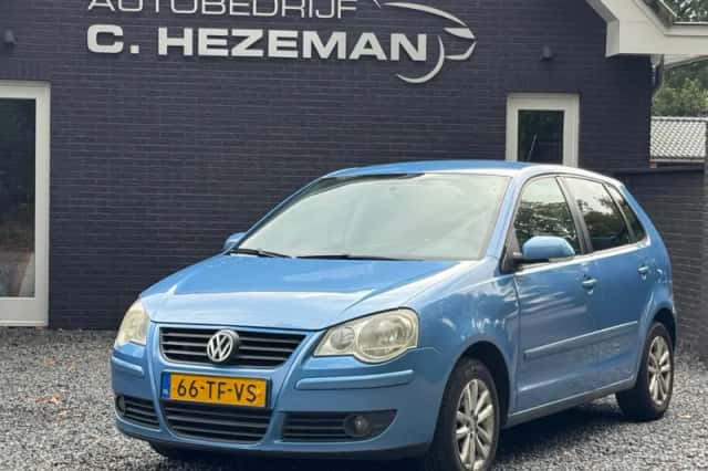 Volkswagen Polo (2006) thumbnail 1
