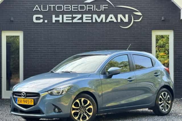 Mazda 2 (2016) thumbnail 3