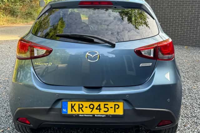 Mazda 2 (2016) thumbnail 6