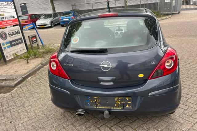 Opel Corsa (2007) thumbnail 6